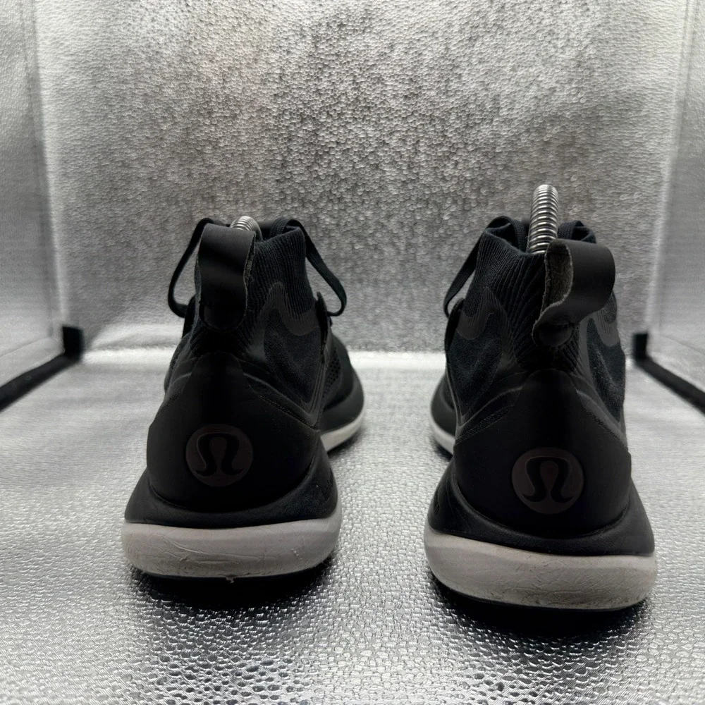 Size 8.5 Lululemon Chargefeel Workout Mid Womens Black Excellent Mid Top Sneaker